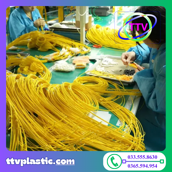 sẢn xuẤt Ép nhỰa ĐẦu dÂy cÁp ĐiỆn thoẠi (4)